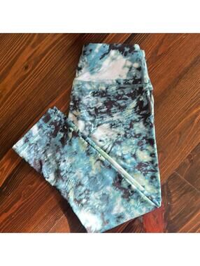 Zelos | Women's Green & Black Legging Capris | Size Small | 0596